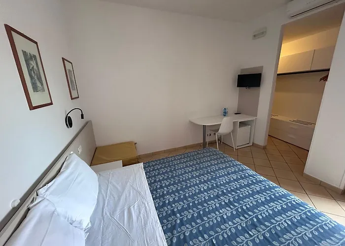 Hotel La Conchiglia 3*
